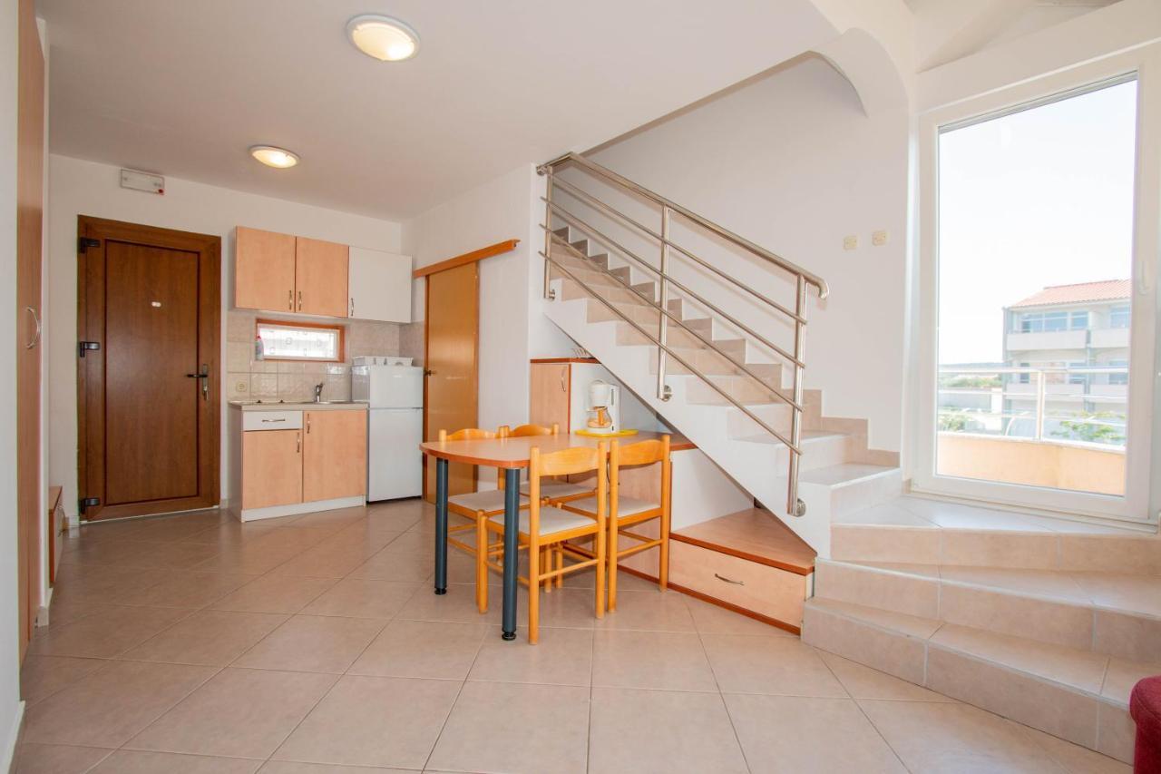 Apartments Matas Sukošan Екстериор снимка